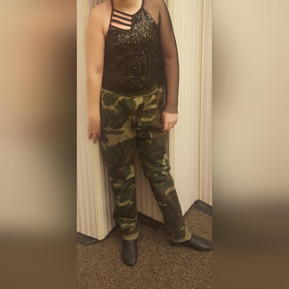 Kids Camouflage Dance Costume with Mesh Sleeve
